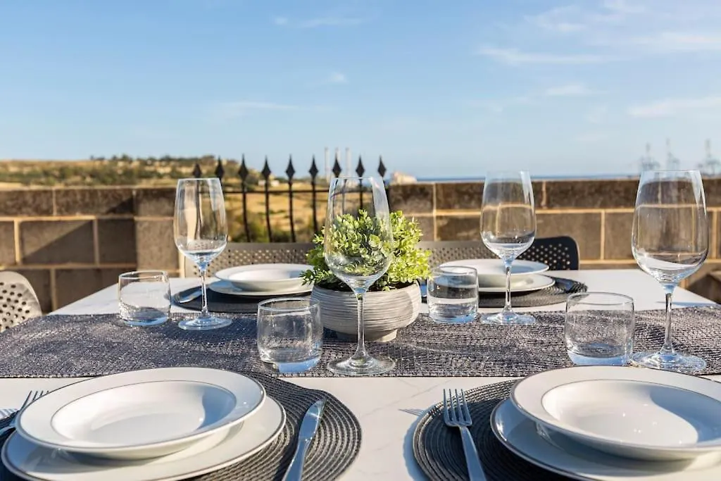 Zer- Spacious House With Terrace And Views Marsaxlokk Apartment